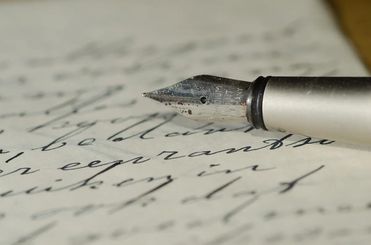 A Beginner's Guide to Filling a Fountain Pen: Converter, Cartridge and Piston